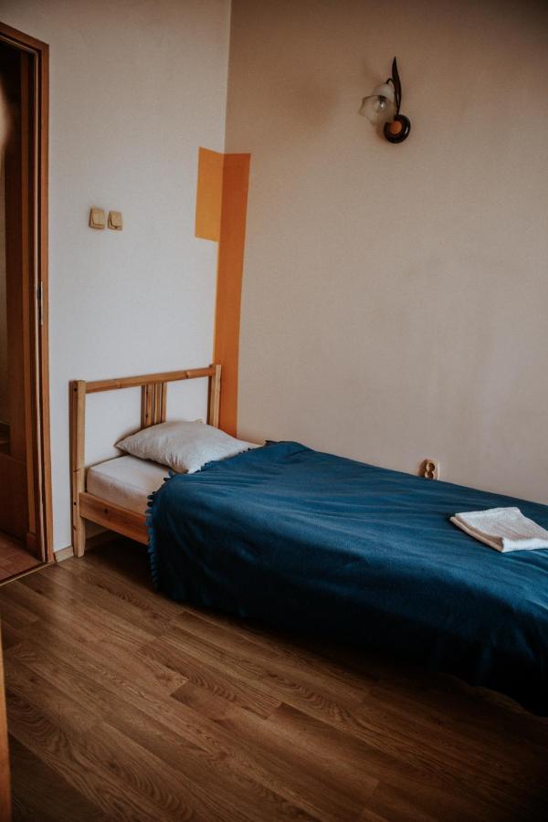 Cozy And Cheap Room In Old Town Krakow Exterior photo